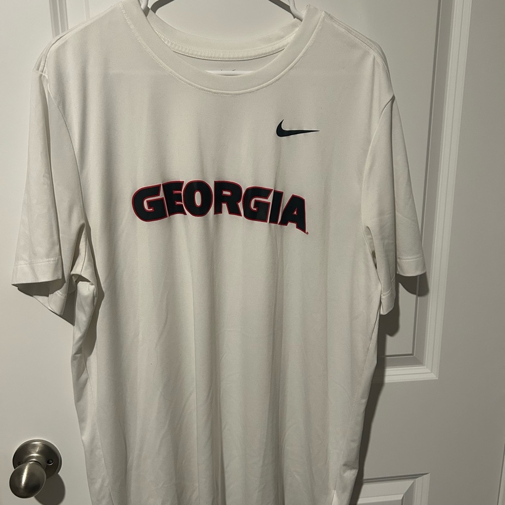 NWOT Nike Men's White Georgia Bulldogs Tee